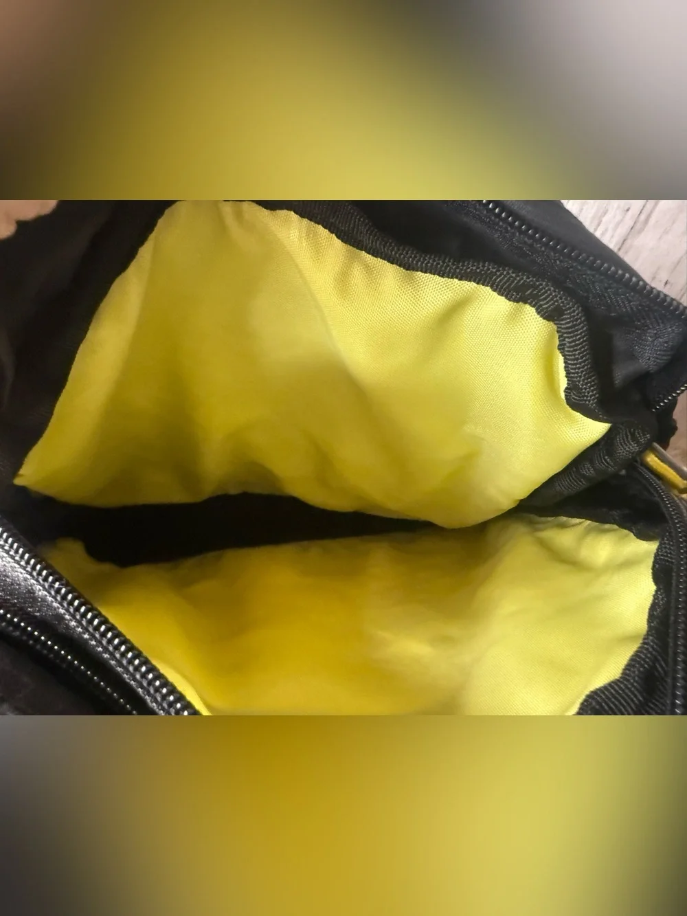 Timberland S/M Travel Bag Black and Yellow Multiple Zippered Pockets